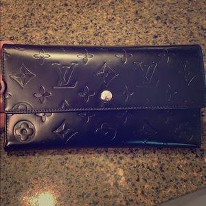 Black leather Louis Vuitton wallet